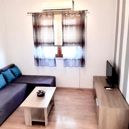 Apartments Belic With Pool 젤사 외부 사진