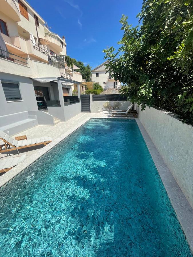 Apartments Belic With Pool 젤사 외부 사진