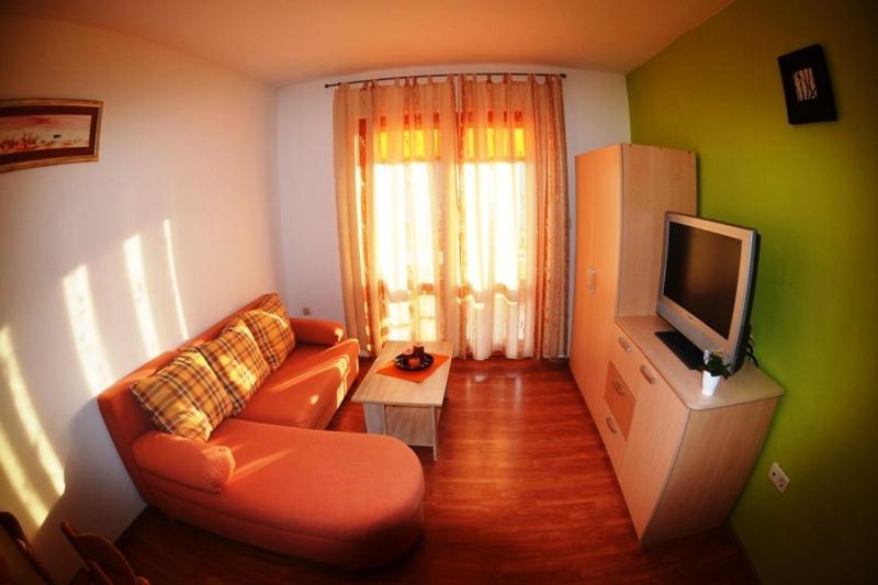 Apartments Belic With Pool 젤사 외부 사진