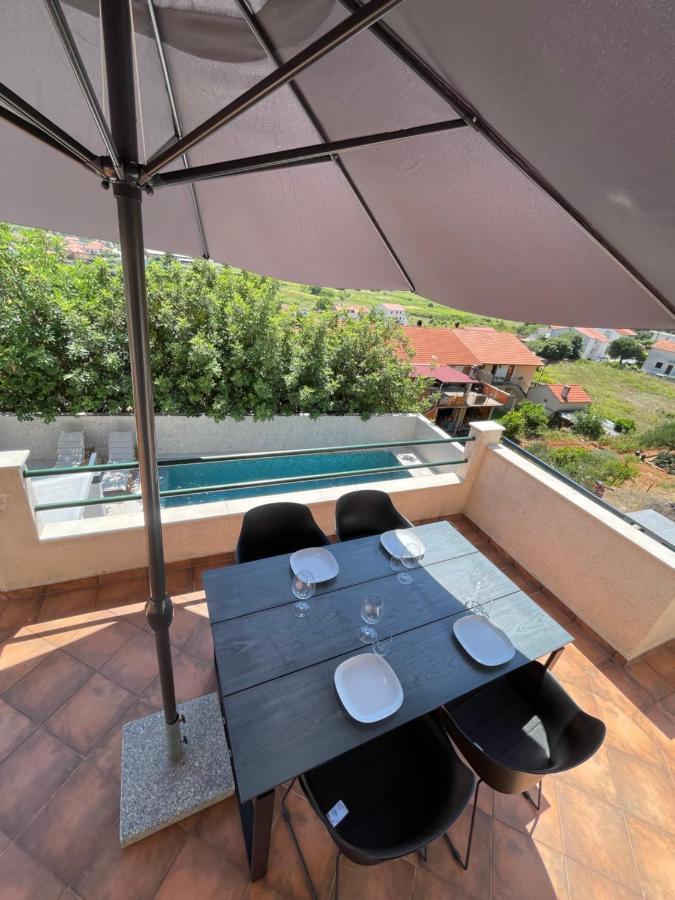 Apartments Belic With Pool 젤사 외부 사진