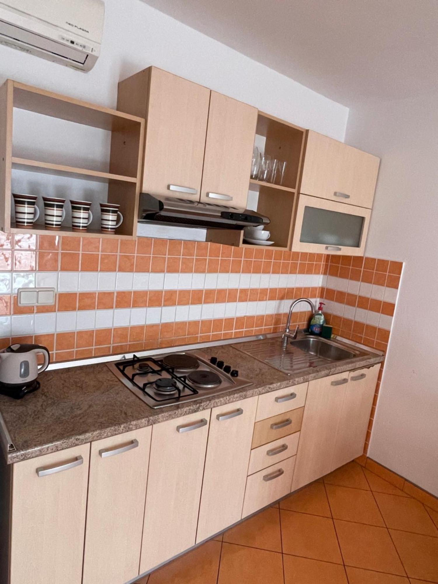 Apartments Belic With Pool 젤사 외부 사진
