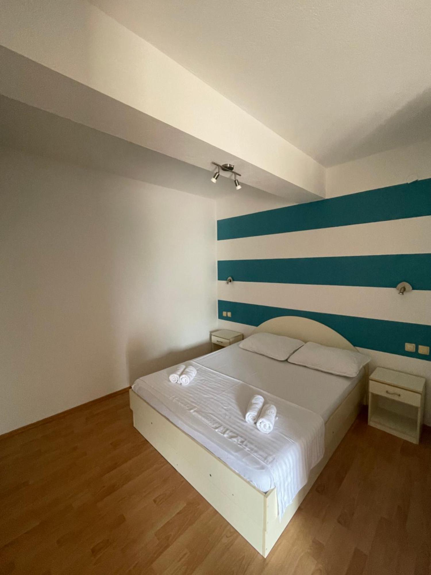 Apartments Belic With Pool 젤사 외부 사진